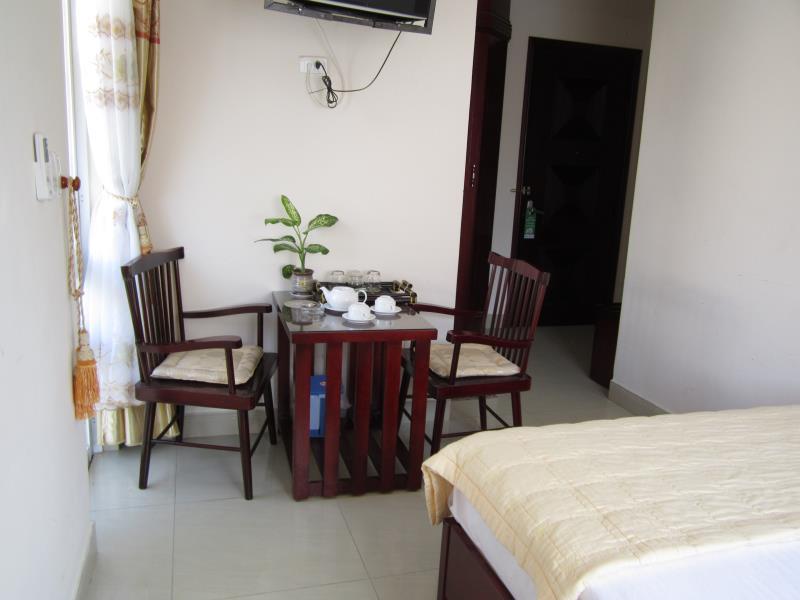 Nhiet Doi Hotel Tuy Hoa Exterior photo