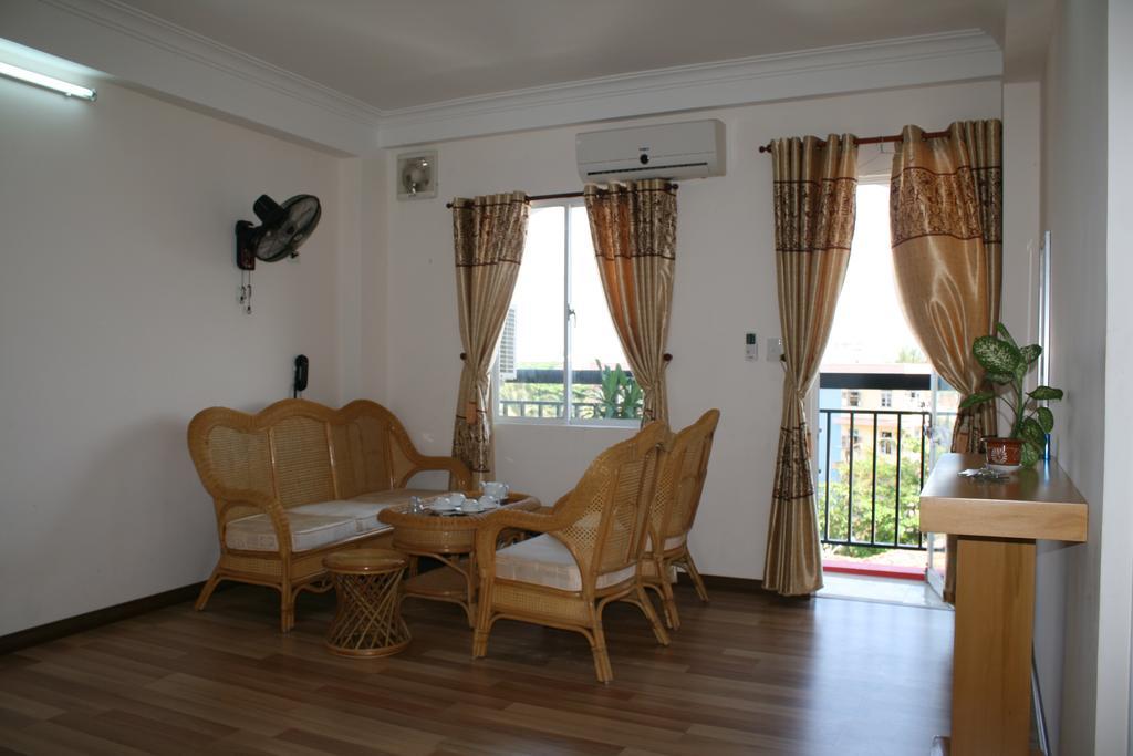 Nhiet Doi Hotel Tuy Hoa Exterior photo
